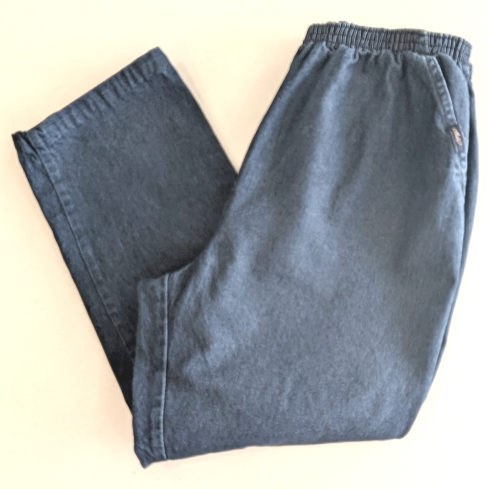 Vintage Chic cotton, elastic waist, baggy blue jeans with front pockets. 18WP